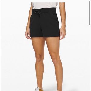 Black lululemon shorts never worn!!